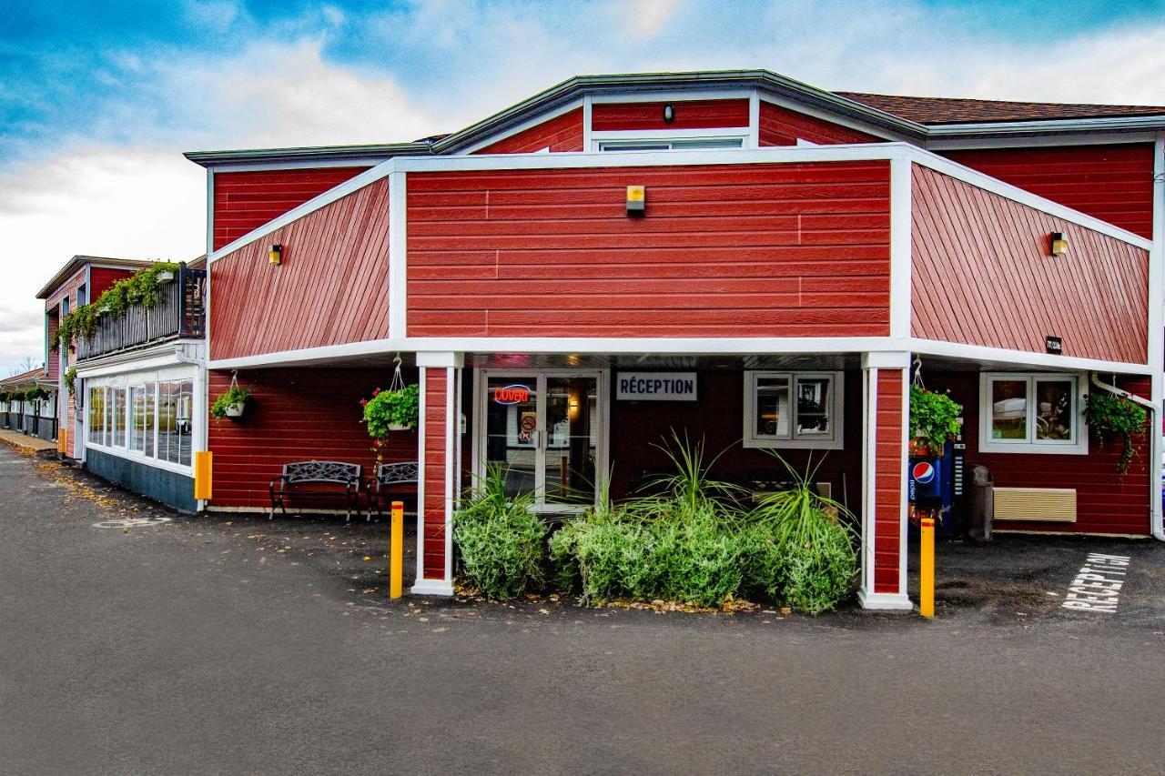 Hotel Et Motel Le Chateauguay Quebec City Exterior photo